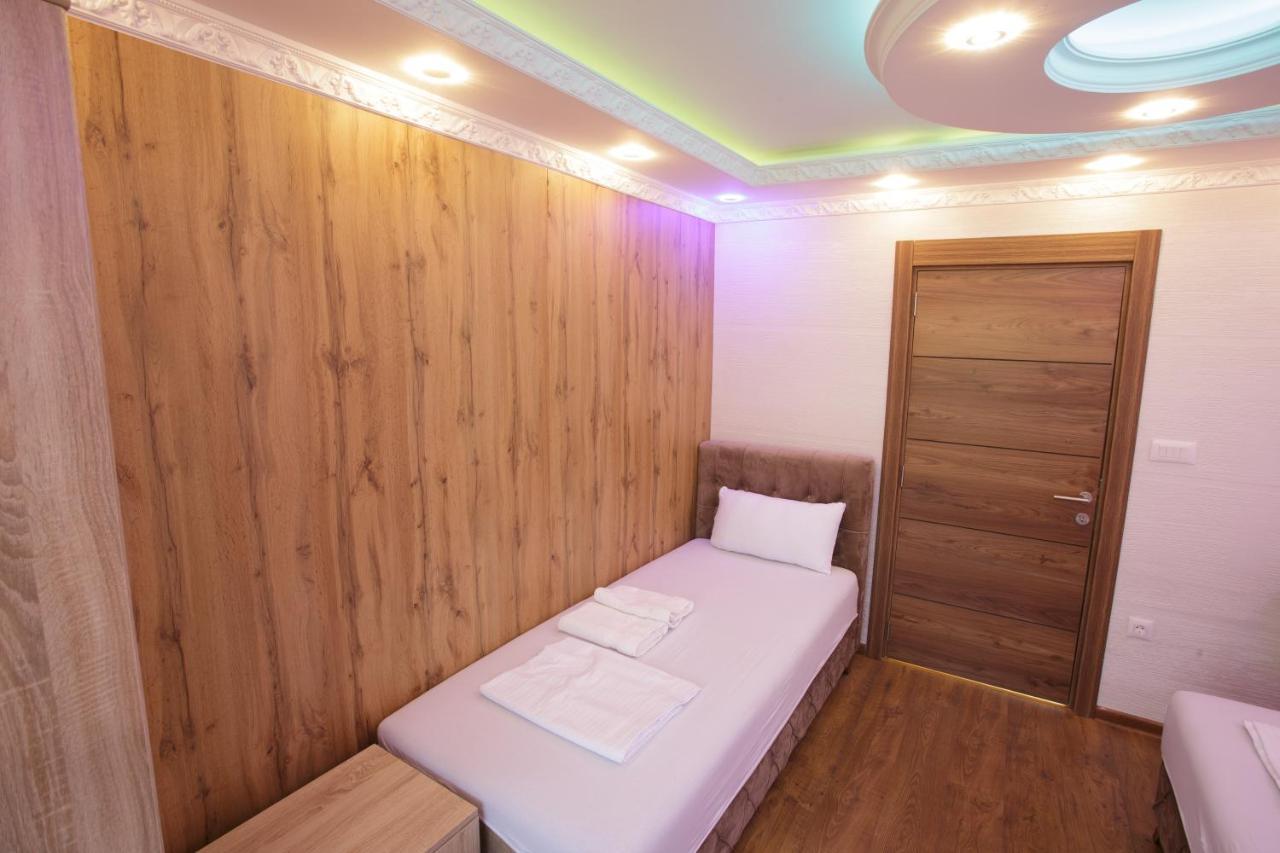 B H B Apartmani Novi Pazar Bagian luar foto