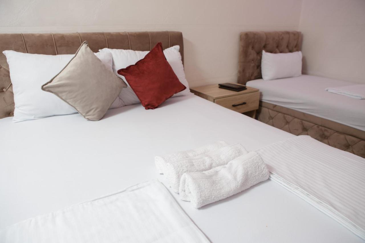 B H B Apartmani Novi Pazar Bagian luar foto